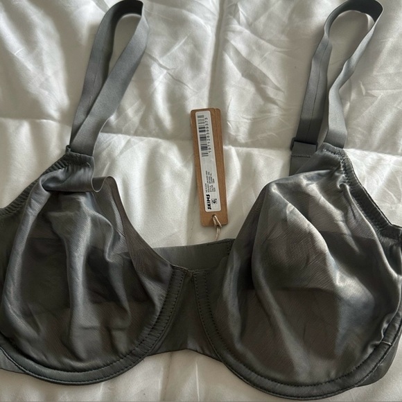 SKIMS GRAY GUN METAL Sheer Bra NWT - Picture 3 of 16